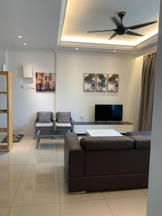 Aiera Homestay @ Meru Casa Kayangan Ipoh Bagian luar foto