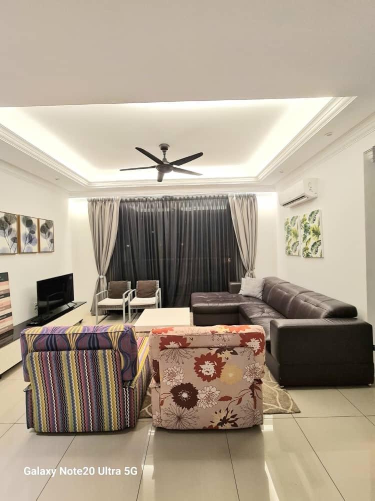 Aiera Homestay @ Meru Casa Kayangan Ipoh Bagian luar foto